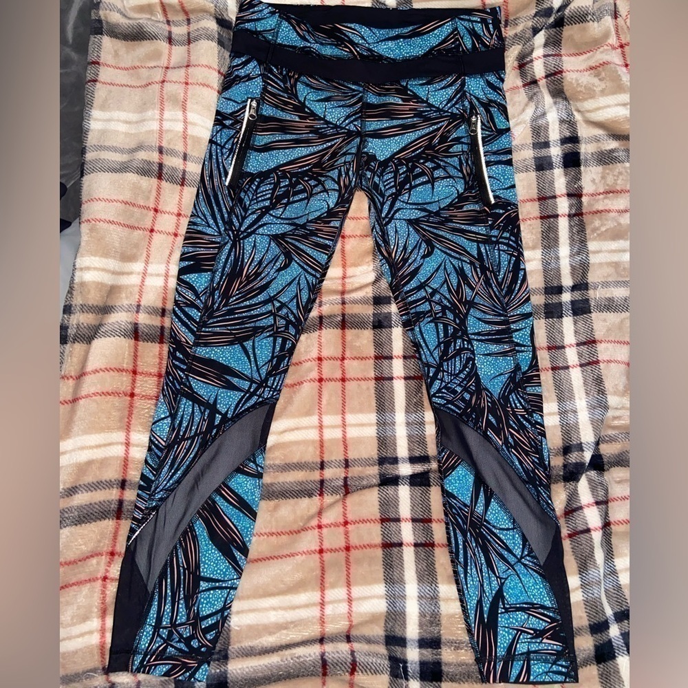 lululemon Wonder Under Crop Leggings Palm Leaf Print Teal Black Coral